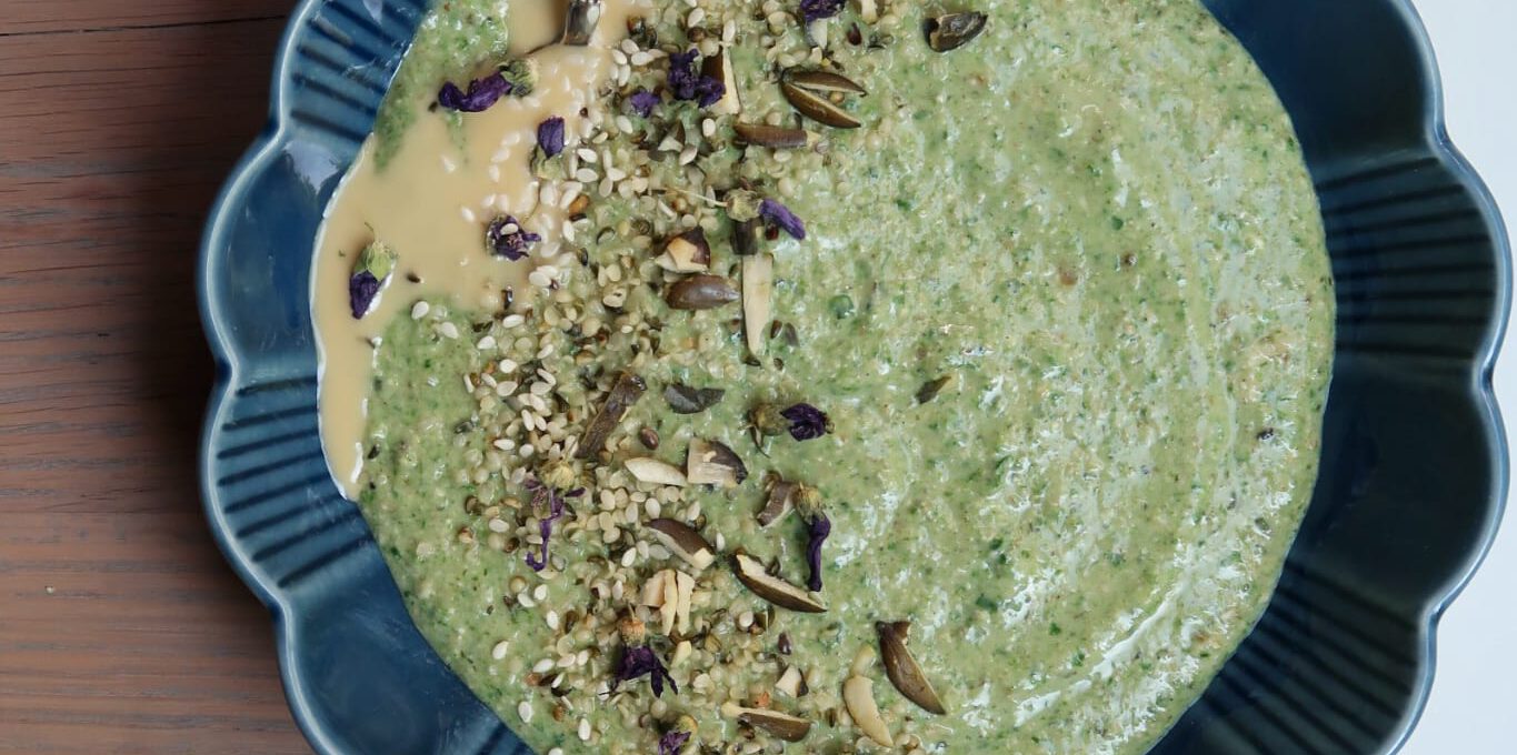 Green Power Bomb Smoothie